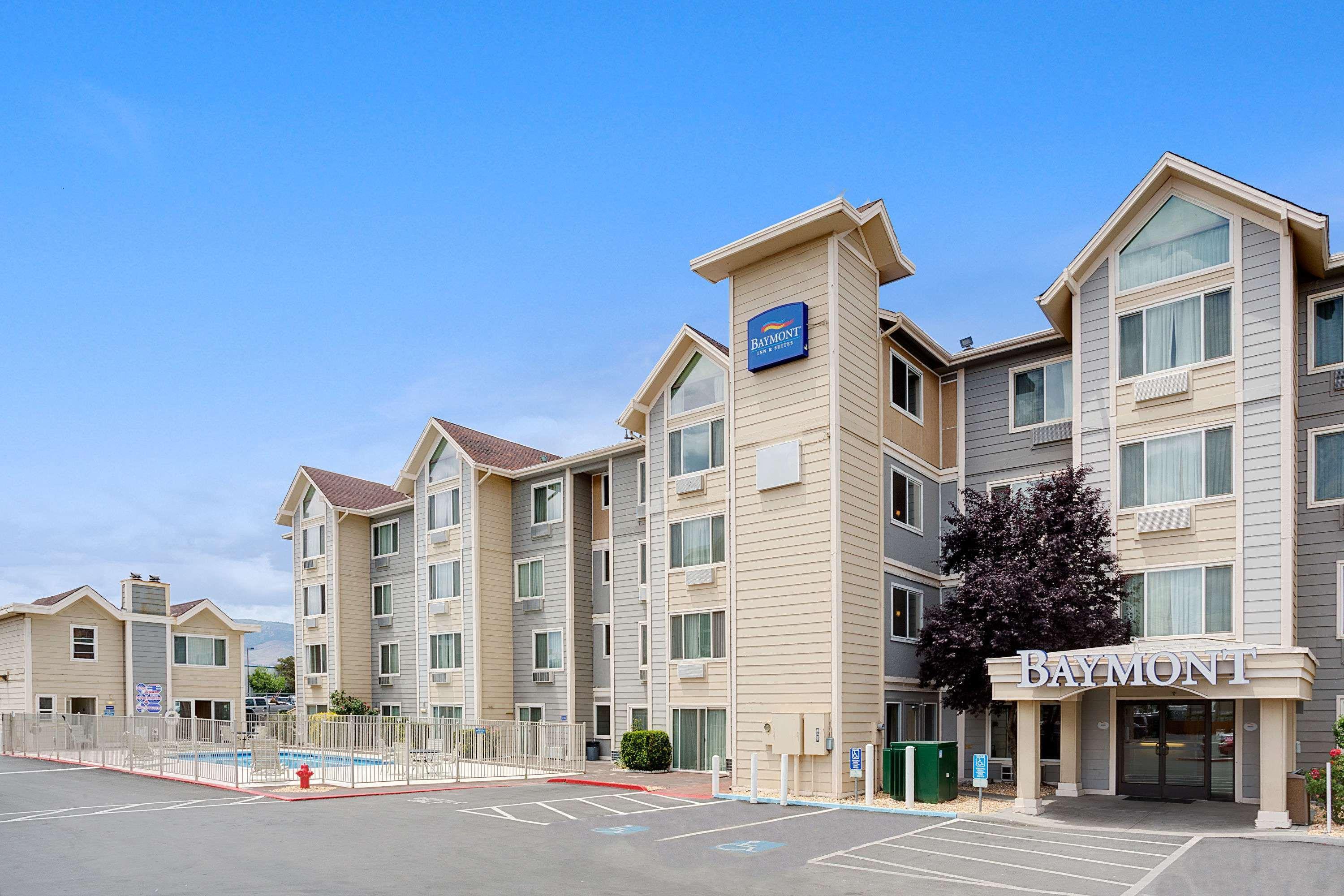 Hotel Baymont By Wyndham Reno Exterior foto