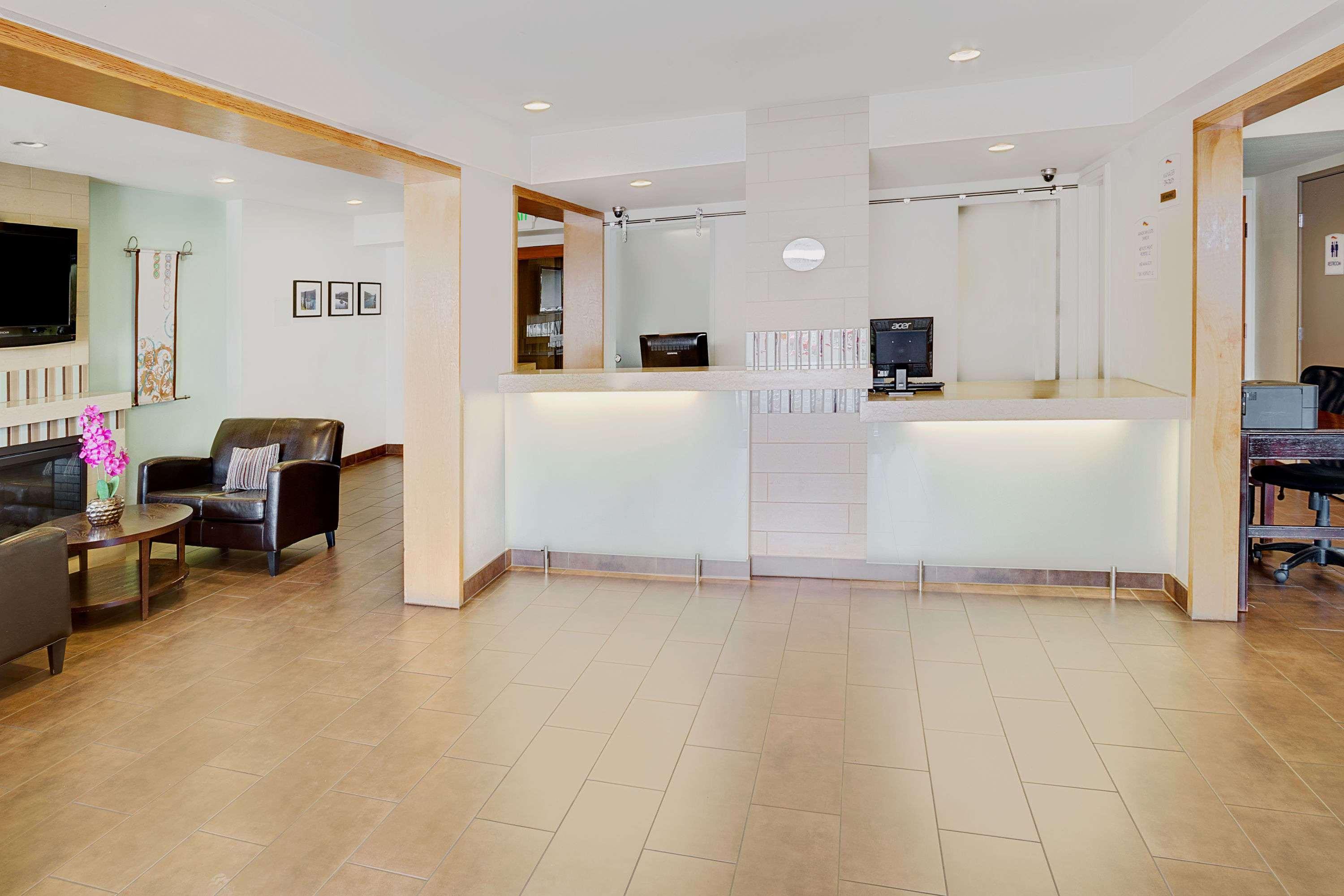 Hotel Baymont By Wyndham Reno Exterior foto